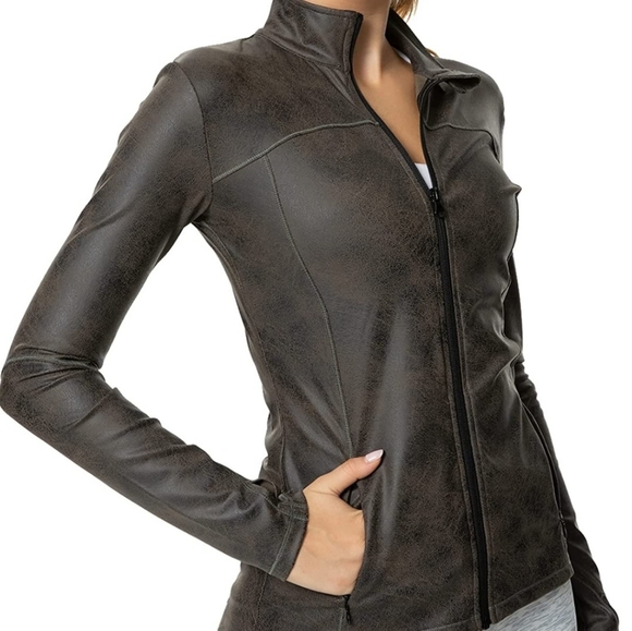 🌼 Womens running jacket, soft faux leather size L large, but fits like M medium - Picture 1 of 13
